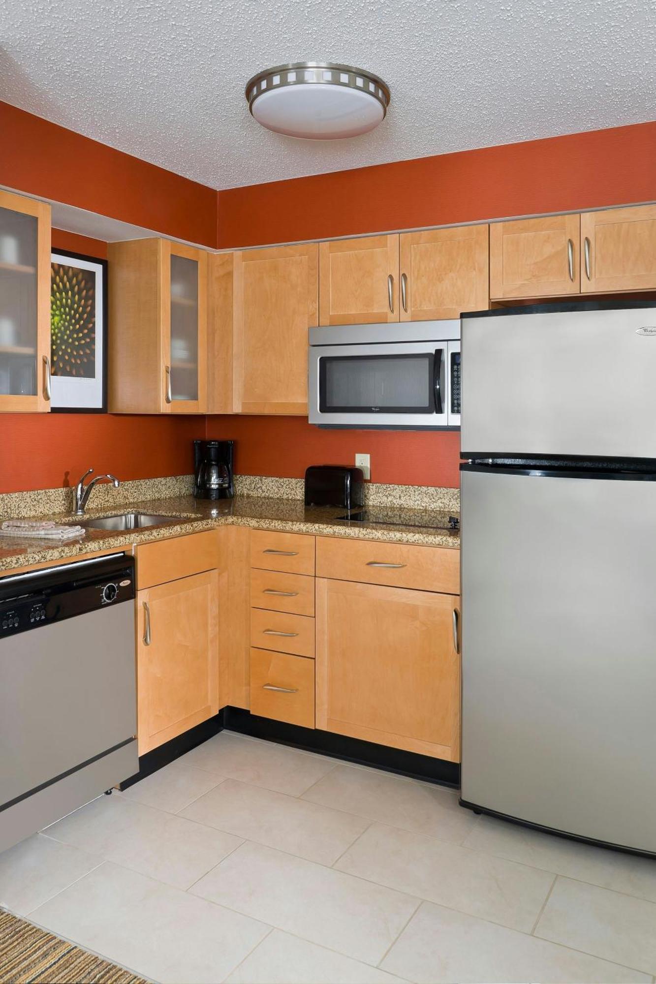 Residence Inn By Marriott Dallas Lewisville Bagian luar foto