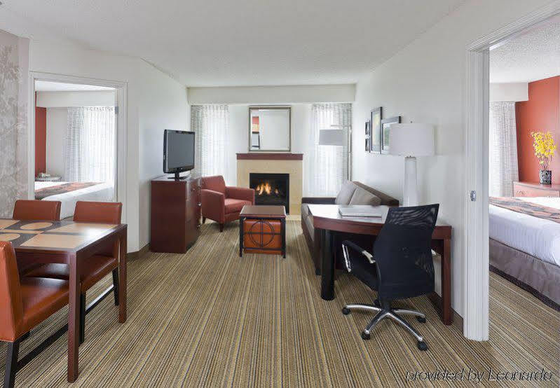 Residence Inn By Marriott Dallas Lewisville Bagian luar foto